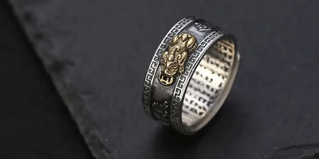 Pixiu Ring showcased on hand